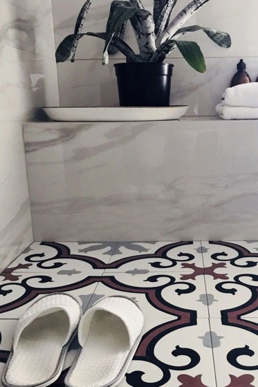 IMPORTILES LACOUR RED 25x25