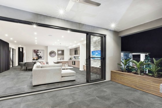 KEROS REDSTONE ACERO 60x60