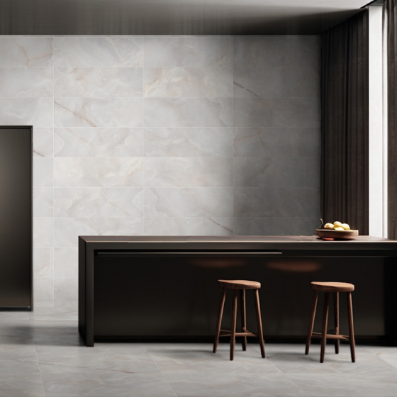 Κεραμικό πλακάκι Agata Gris 30x90 τύπου μαρμάρου με glossy φινίρισμα και rectified ακμές