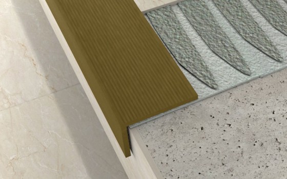 Προφίλ σκαλοπατιού επισκευαστικό αλουμινίου